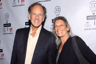 Jon DeVries and guest Photo