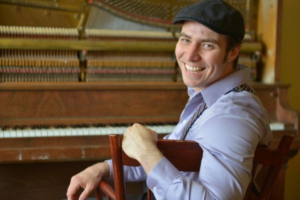 Arthur Migliazza Photo