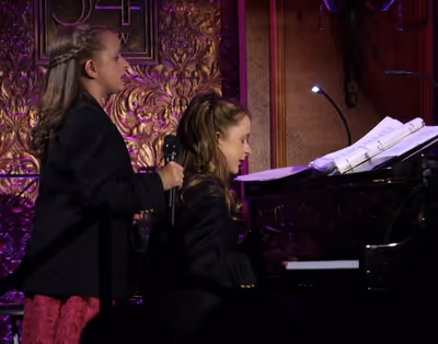 Abigail Shapiro and Milly Shapiro Photo