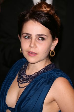Mae Whitman @ BroadwayWorld Mae Whitman Photo