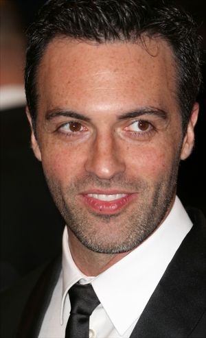 Reid Scott  Photo