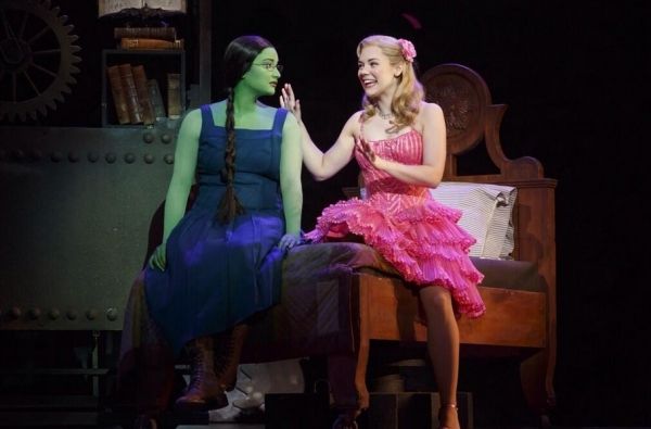 Emma Hunton, Gina Beck Photo