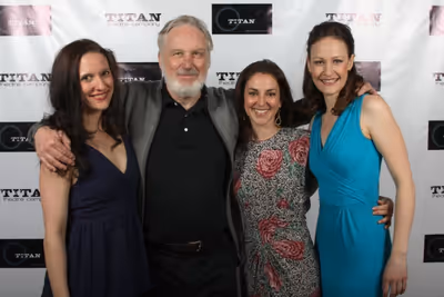 Laura Frye (Regan), Terry Layman (Lear) Susan Maris (Cordelia), and Leah Gabriel (Gon Photo