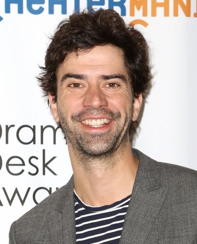 Hamish Linklater  Photo