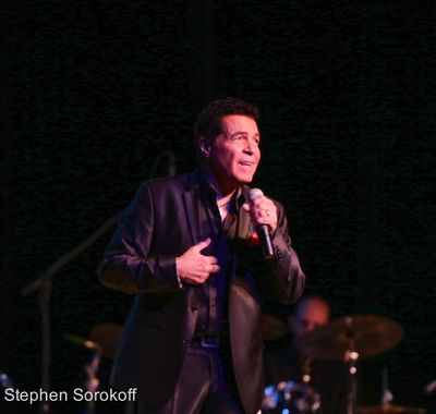 Clint Holmes Photo