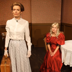 Amy Moorman, Meg Wallace @ BroadwayWorld Amy Moorman, Meg Wallace Photo