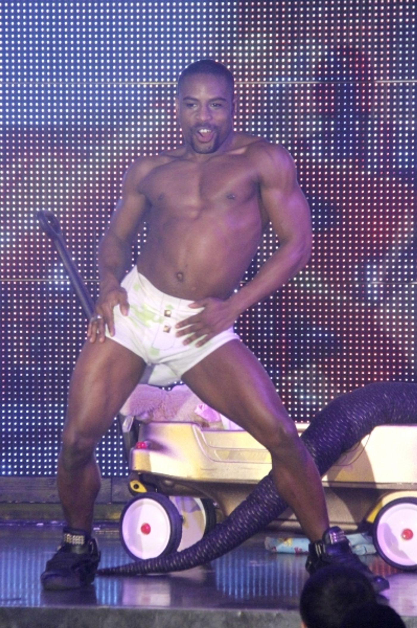 Photo Flash: Broadway Takes It Off for Charity! Go Inside BROADWAY BARES: SOLO STRIPS 2014!  Image