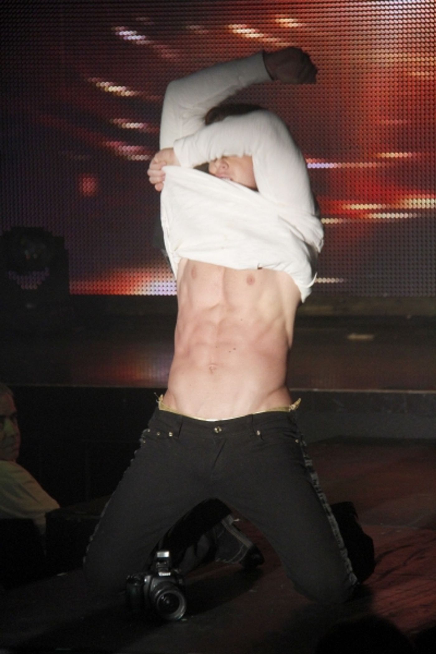 Photo Flash: Broadway Takes It Off for Charity! Go Inside BROADWAY BARES: SOLO STRIPS 2014!  Image