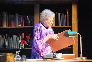 Roslyn Alexander @ BroadwayWorld Roslyn Alexander Photo