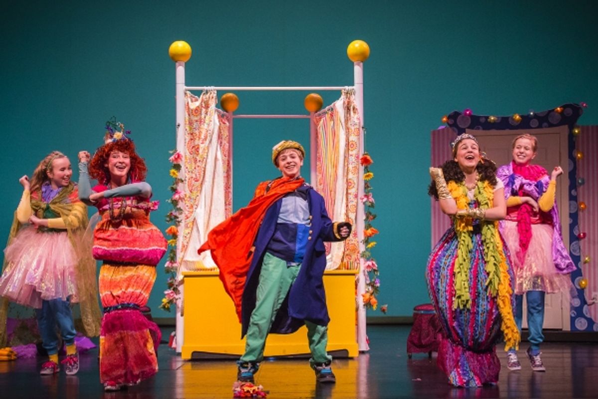 Hannah Wilson, Madison Wray, Brendan Long, Haley Ward, and Annie Barker at 