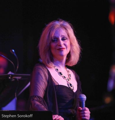 Julie Budd Photo