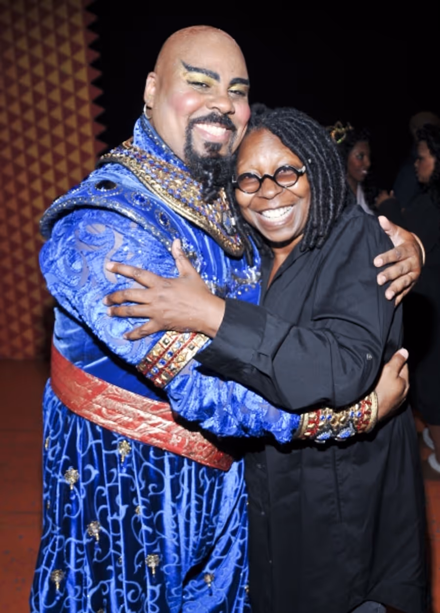 Photo Flash: Whoopi Goldberg Visits James Monroe Iglehart at ALADDIN! Image