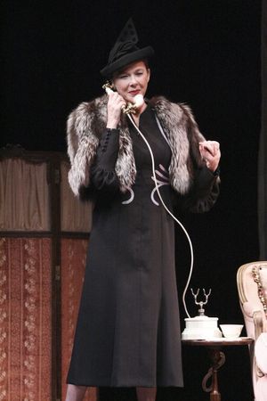Annette Bening @ BroadwayWorld Annette Bening Photo