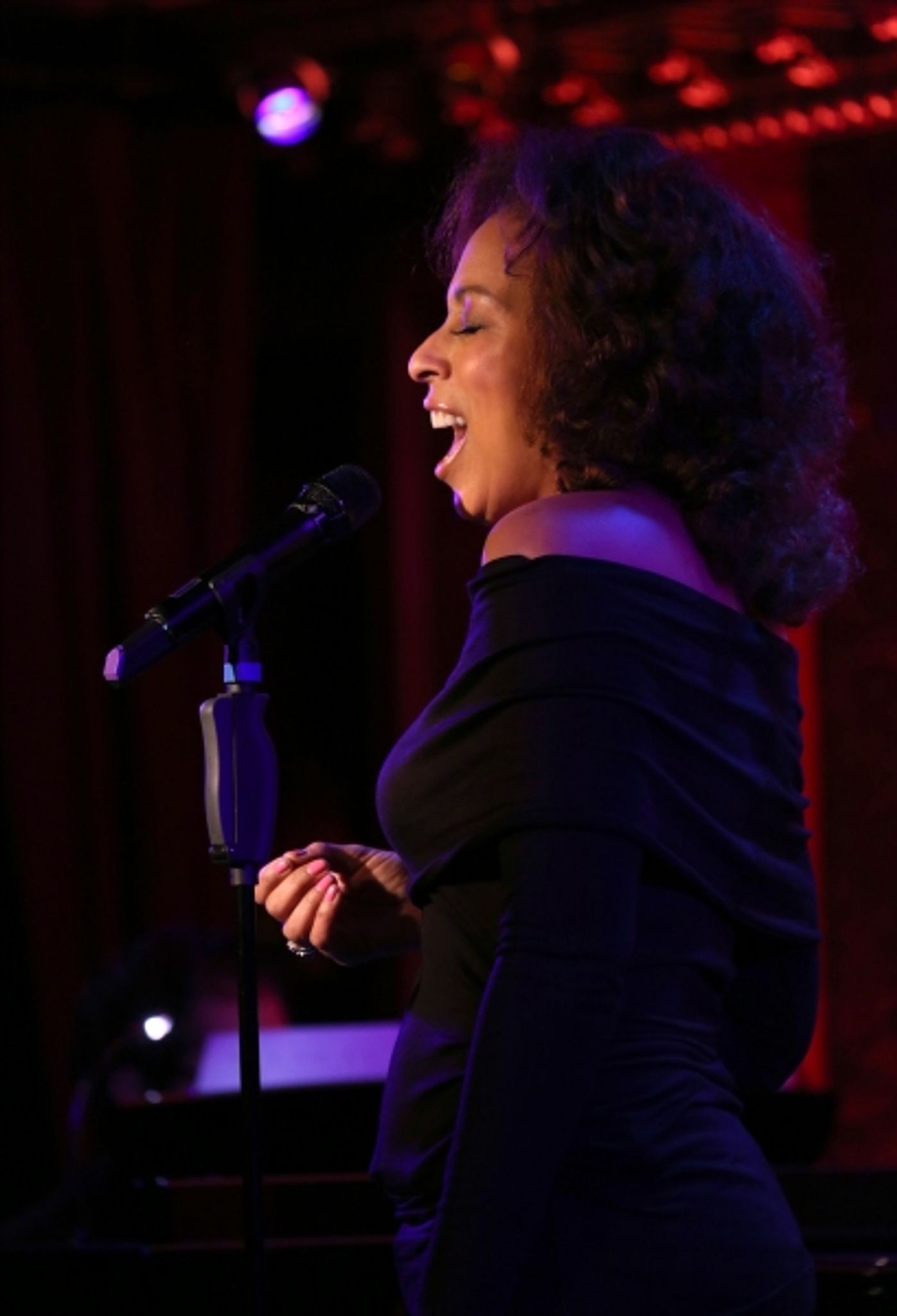 Photo Coverage: Tamara Tunie Previews LEGENDS FROM THE BURGH at 54 Below  Image