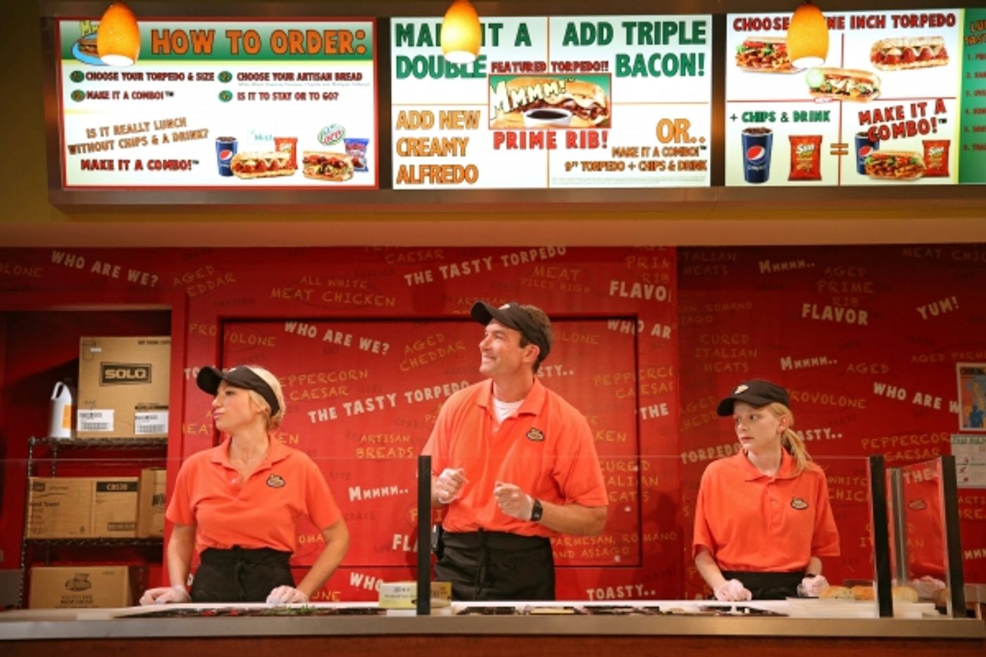 Photo Flash: First Look at Jerry O'Connell, Ari Graynor & More in Second Stage's AMERICAN HERO  Image