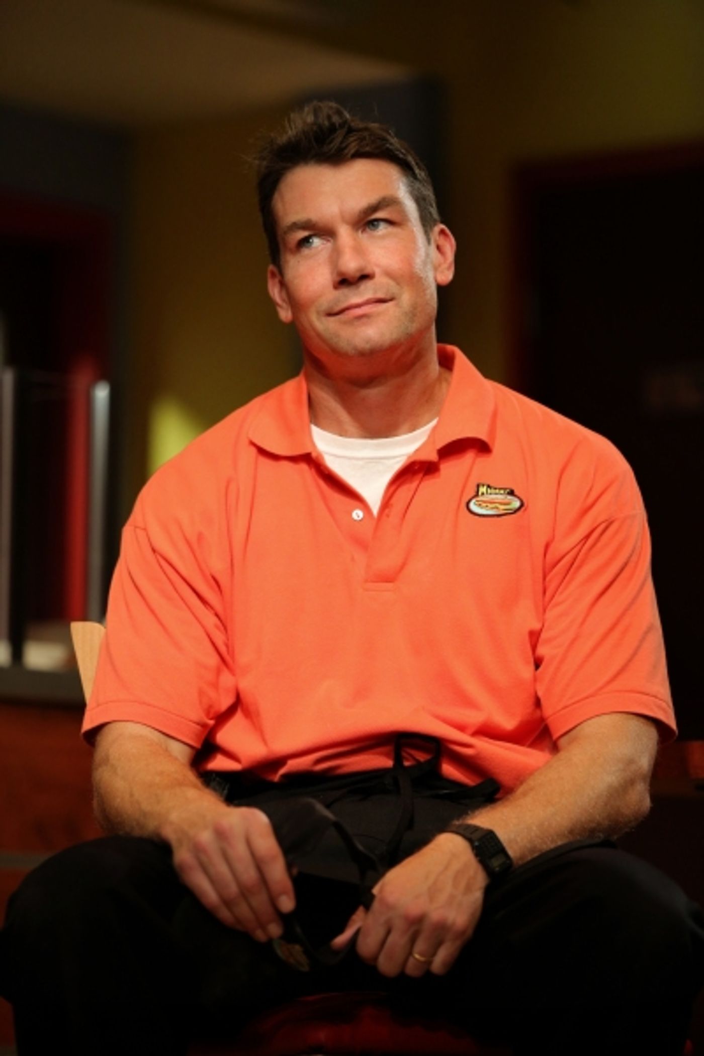 Photo Flash: First Look at Jerry O'Connell, Ari Graynor & More in Second Stage's AMERICAN HERO  Image