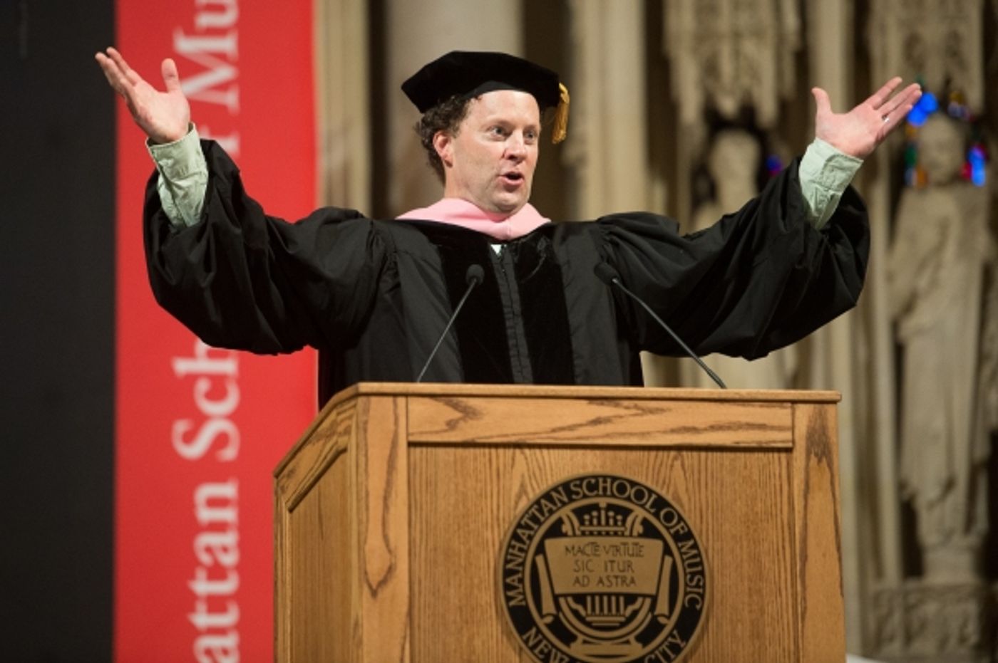 Photo Flash: Shuler Hensley Speaks at Manhattan School of Music's 2014 Commencement  Image