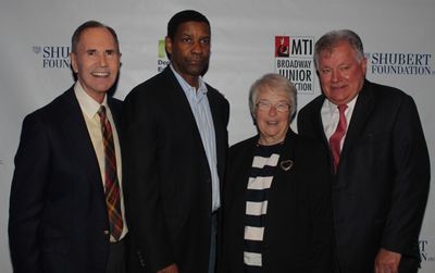 Freddie Gershon, Denzel Washington, Carmen FariÃƒÂ±a and Robert E. Wankel   Photo