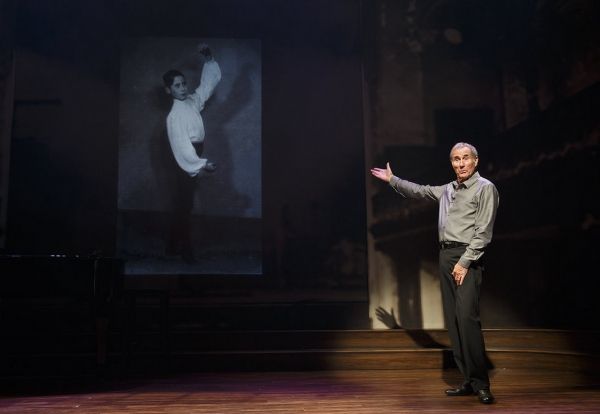 Photos: First Look at Roundabout's JUST JIM DALE — photo 3 of 6