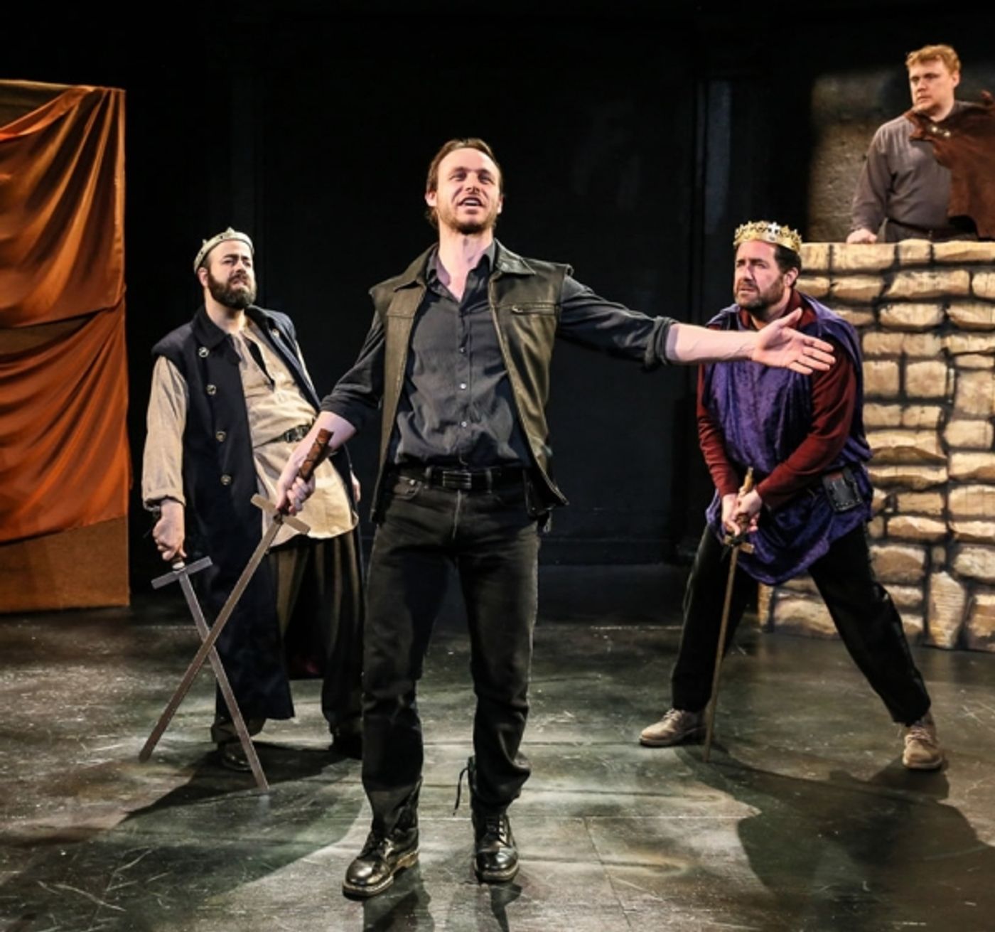 Photo Flash: Frog and Peach Theatre's KING JOHN  Image