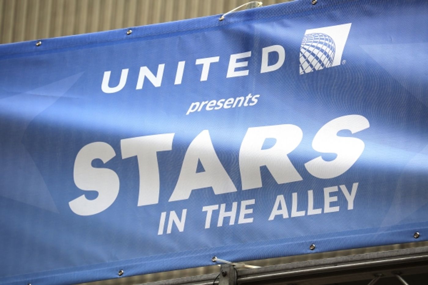 Photo Coverage: Broadway Unites! Casts of BEAUTIFUL, ROCKY, CABARET & More Perform at STARS IN THE ALLEY  Image