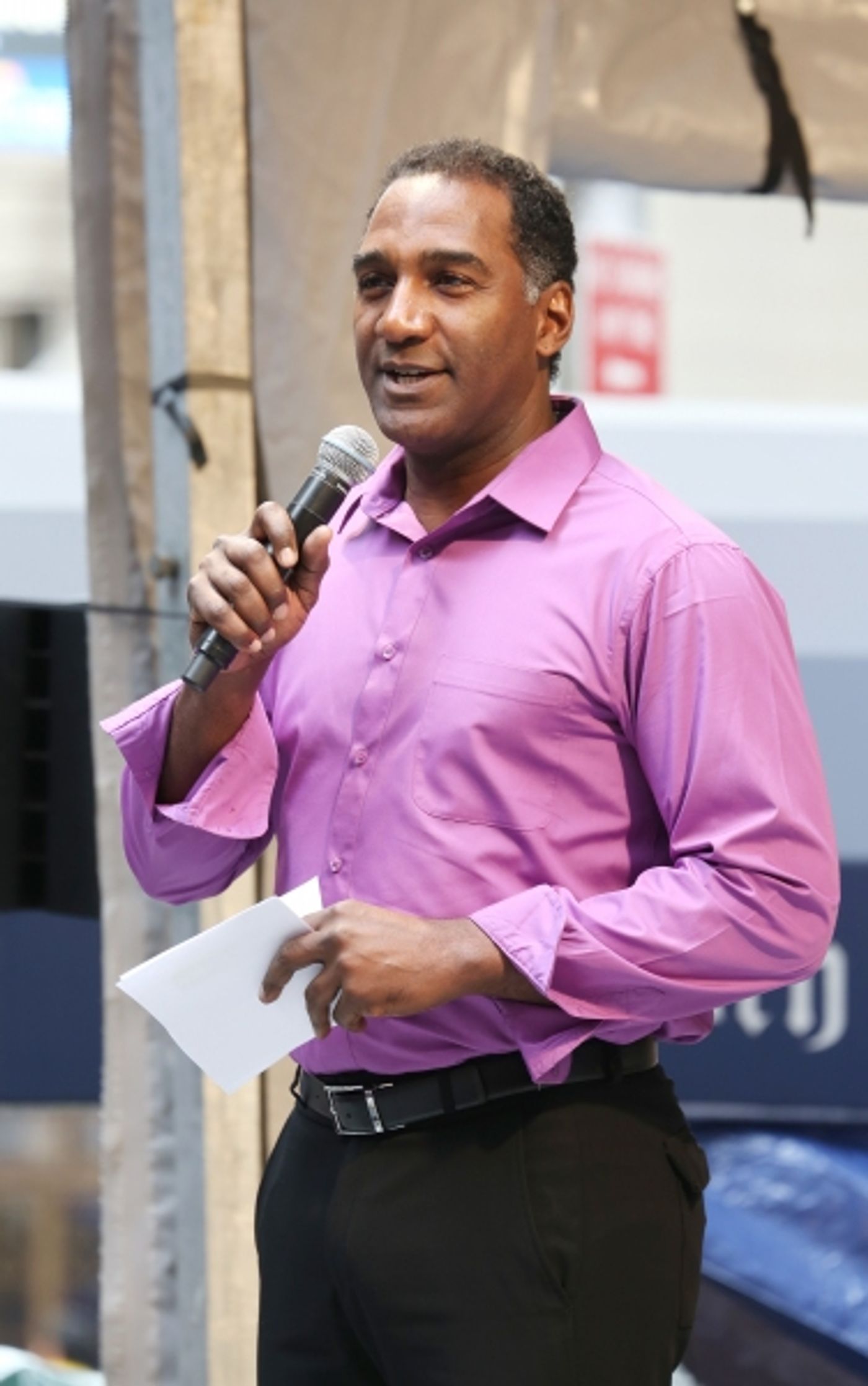 Photo Coverage: Broadway Unites! Casts of BEAUTIFUL, ROCKY, CABARET & More Perform at STARS IN THE ALLEY  Image