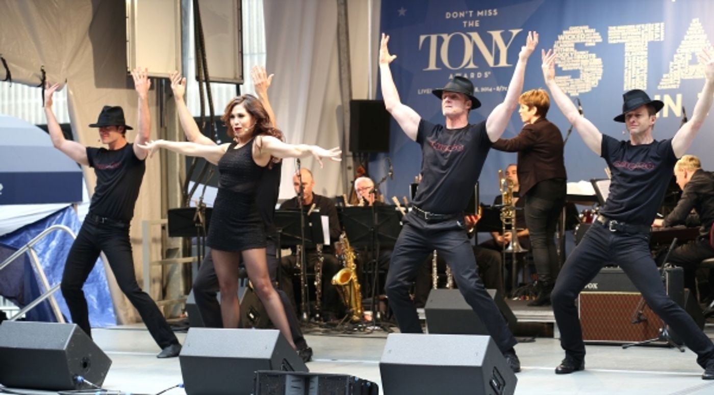 Photo Coverage: Broadway Unites! Casts of BEAUTIFUL, ROCKY, CABARET & More Perform at STARS IN THE ALLEY  Image