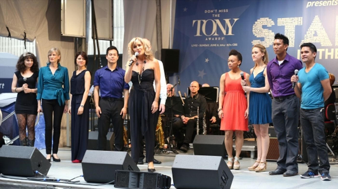 Photo Coverage: Broadway Unites! Casts of BEAUTIFUL, ROCKY, CABARET & More Perform at STARS IN THE ALLEY  Image