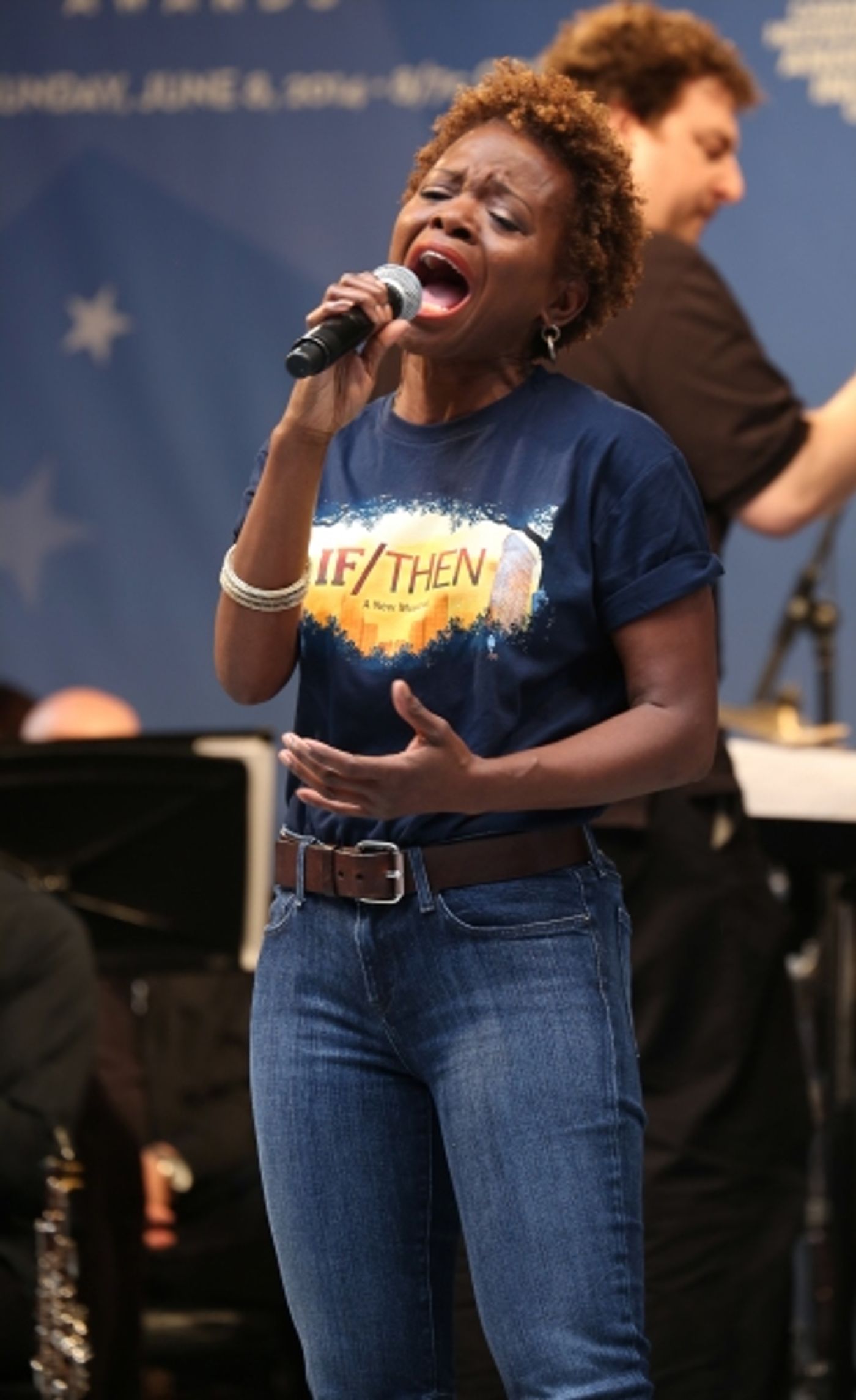Photo Coverage: Broadway Unites! Casts of BEAUTIFUL, ROCKY, CABARET & More Perform at STARS IN THE ALLEY  Image