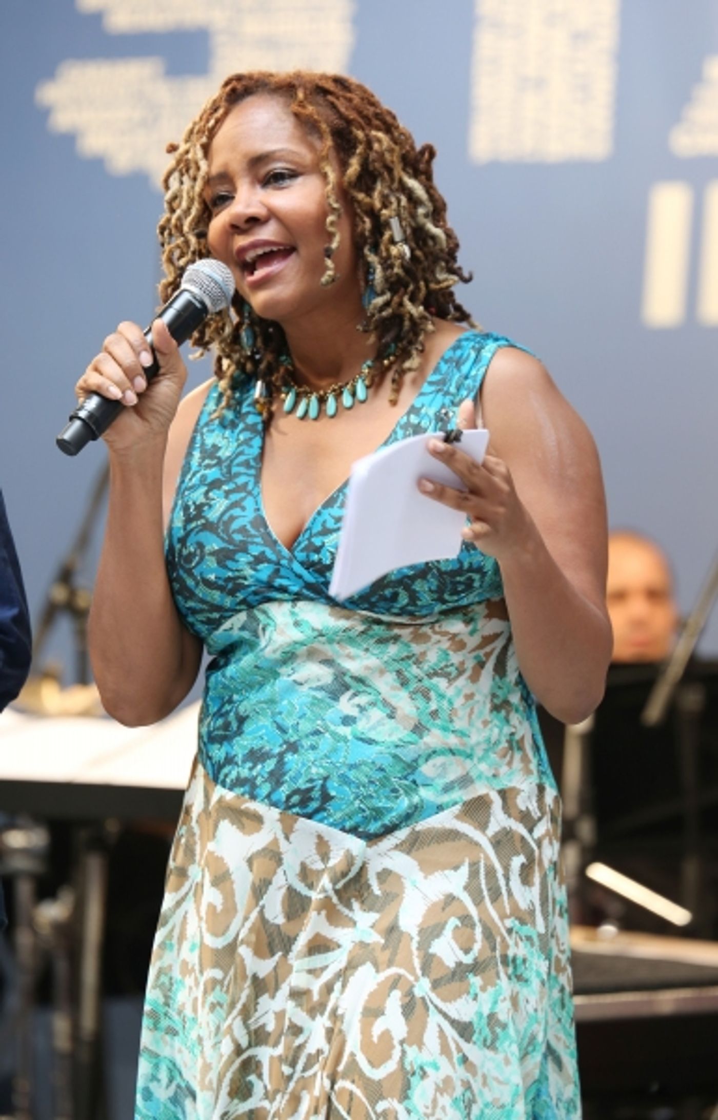 Photo Coverage: Broadway Unites! Casts of BEAUTIFUL, ROCKY, CABARET & More Perform at STARS IN THE ALLEY  Image