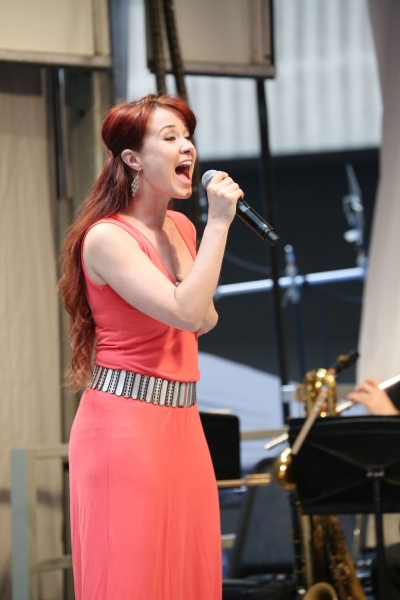 Photo Coverage: Broadway Unites! Casts of BEAUTIFUL, ROCKY, CABARET & More Perform at STARS IN THE ALLEY  Image