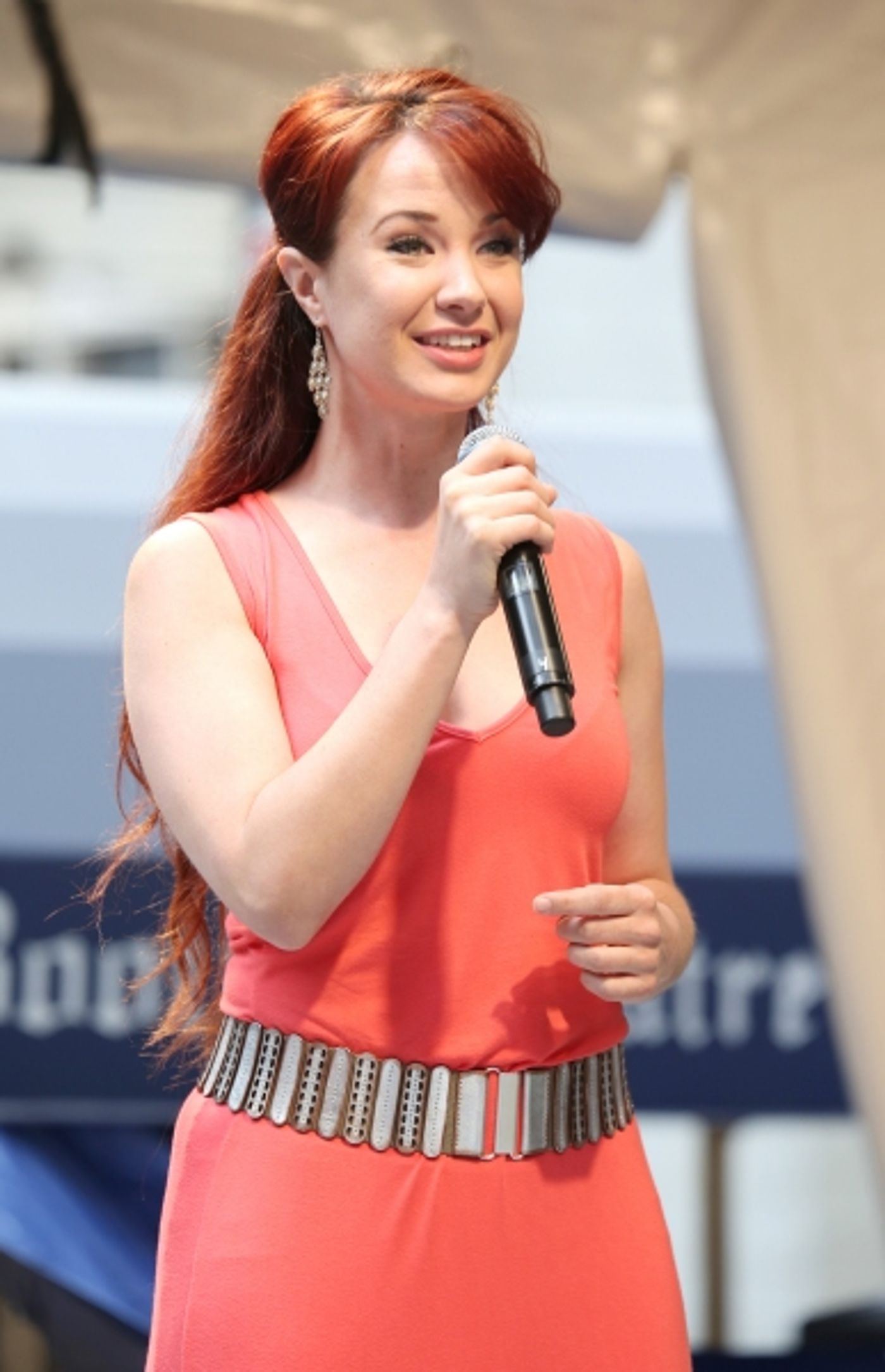 Photo Coverage: Broadway Unites! Casts of BEAUTIFUL, ROCKY, CABARET & More Perform at STARS IN THE ALLEY  Image