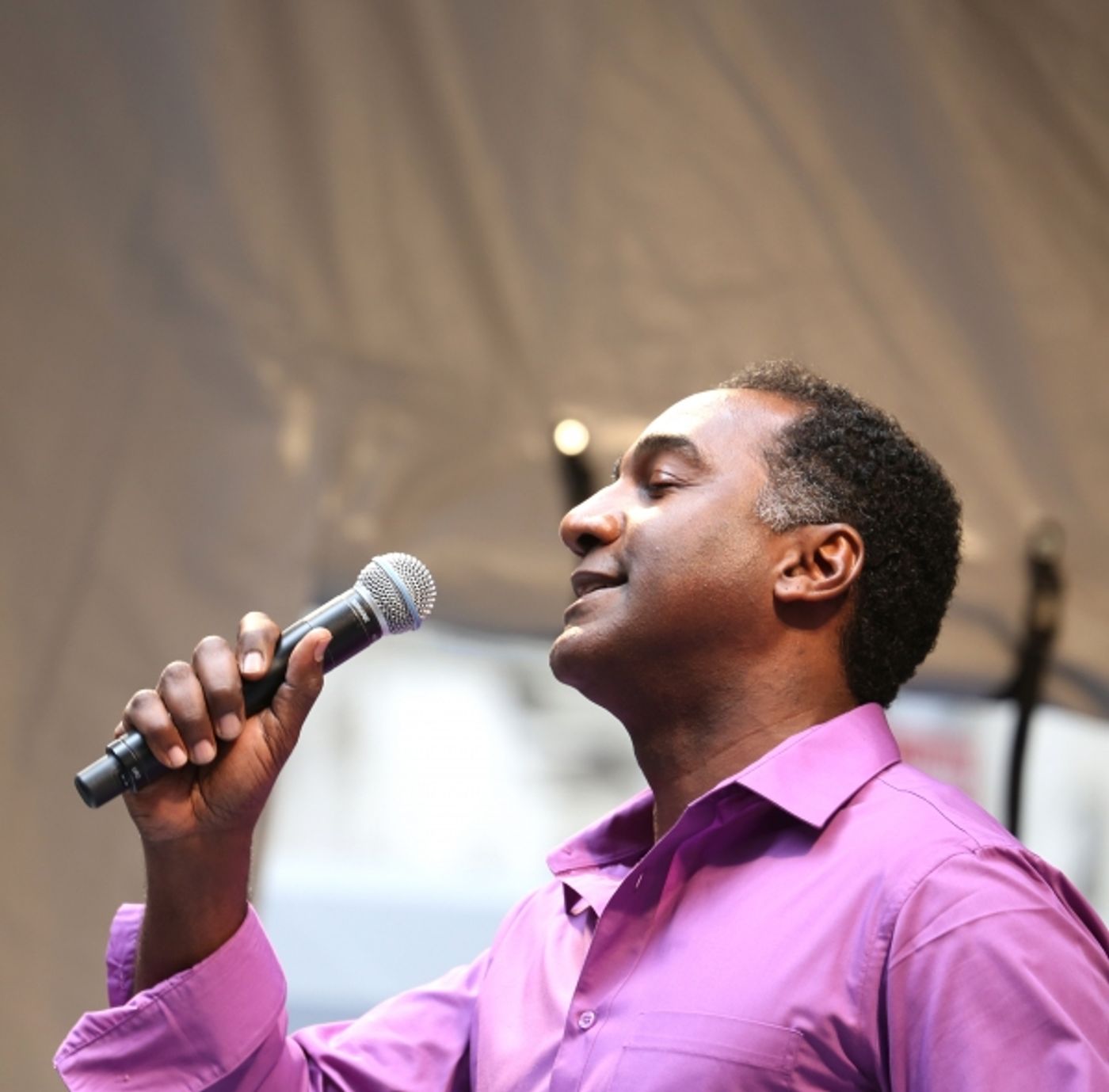 Photo Coverage: Broadway Unites! Casts of BEAUTIFUL, ROCKY, CABARET & More Perform at STARS IN THE ALLEY  Image