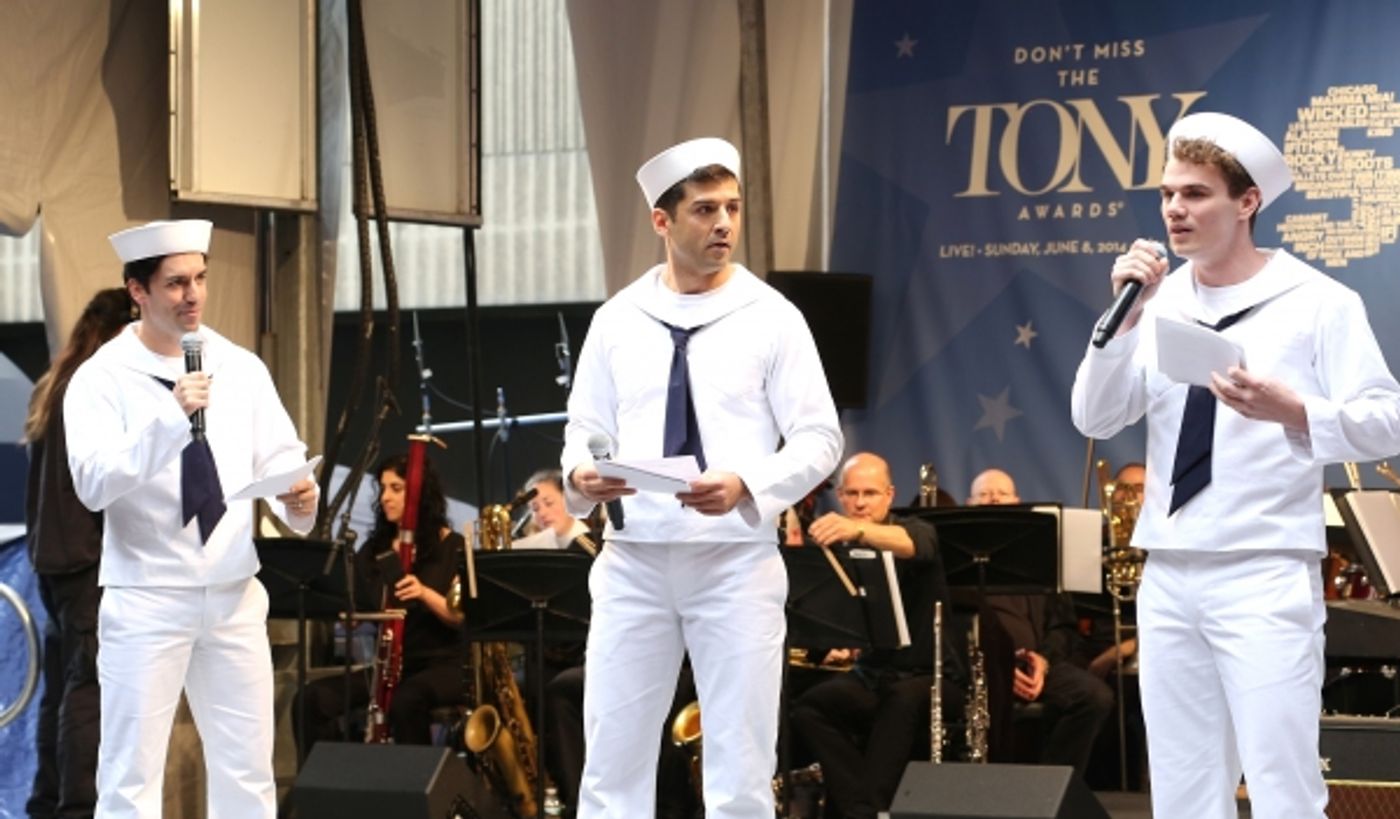 Photo Coverage: Broadway Unites! Casts of BEAUTIFUL, ROCKY, CABARET & More Perform at STARS IN THE ALLEY  Image