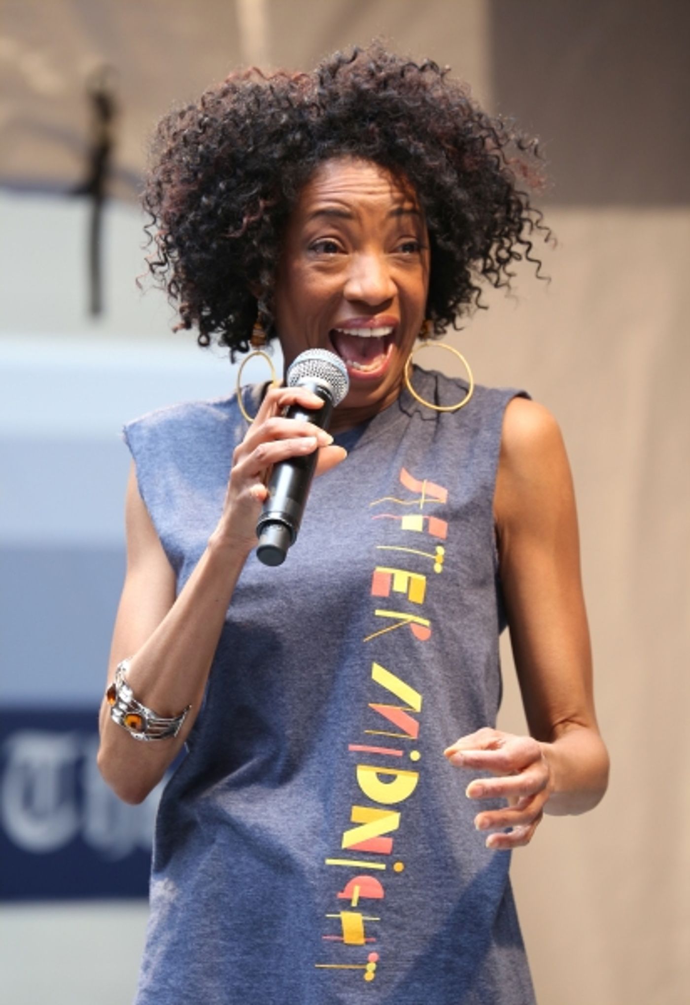 Photo Coverage: Broadway Unites! Casts of BEAUTIFUL, ROCKY, CABARET & More Perform at STARS IN THE ALLEY  Image