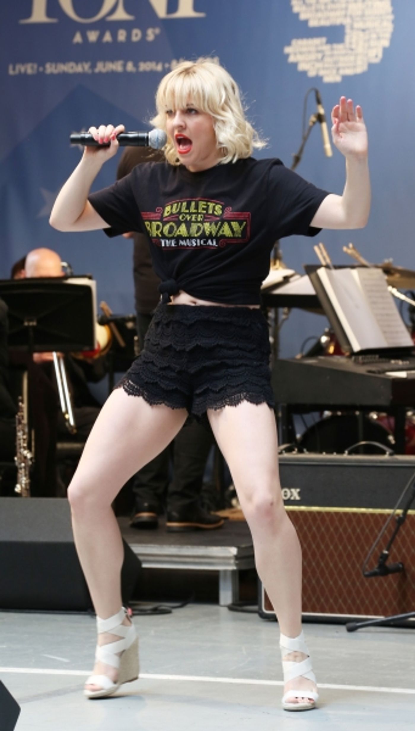 Photo Coverage: Broadway Unites! Casts of BEAUTIFUL, ROCKY, CABARET & More Perform at STARS IN THE ALLEY  Image