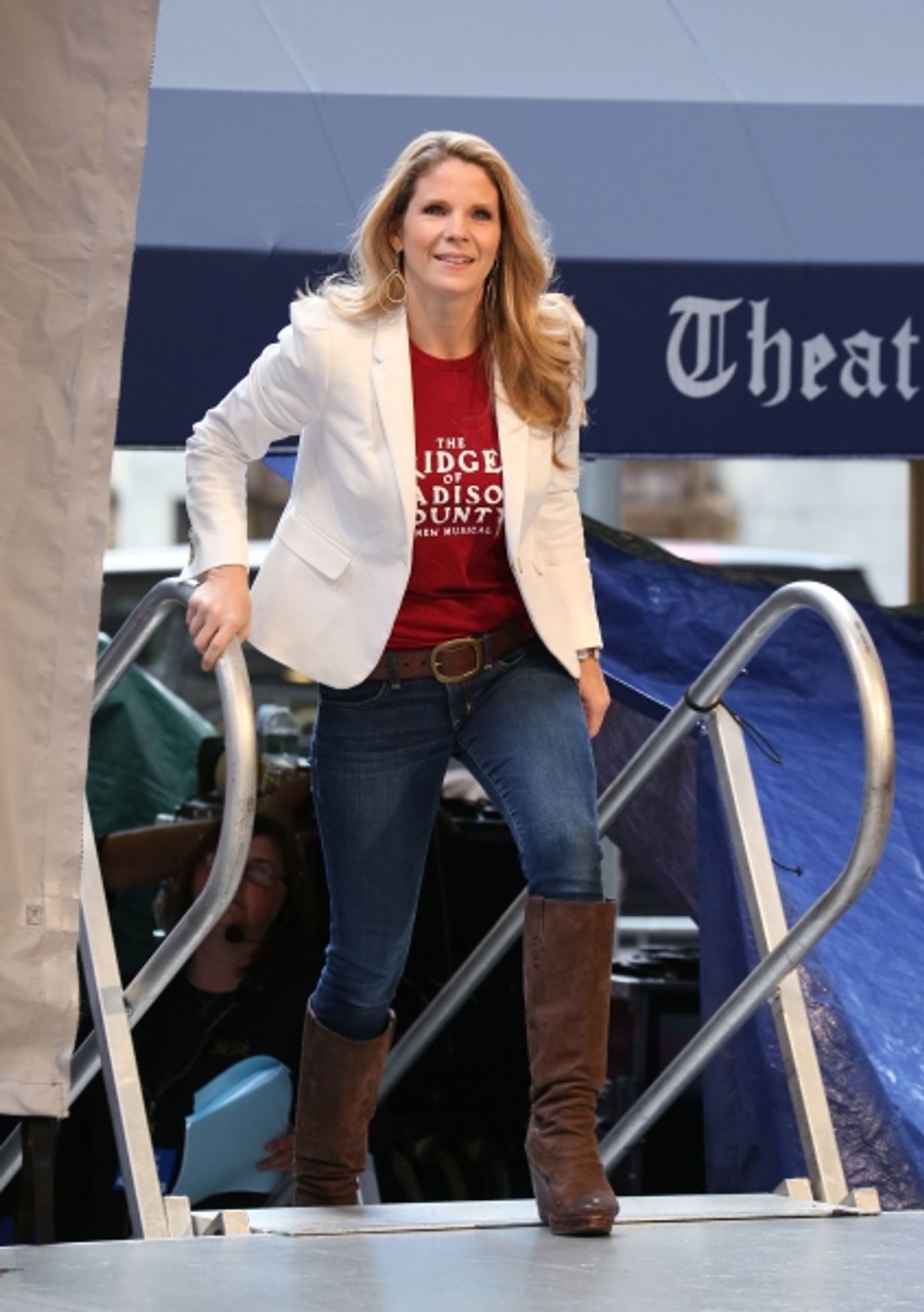 Photo Coverage: Broadway Unites! Casts of BEAUTIFUL, ROCKY, CABARET & More Perform at STARS IN THE ALLEY  Image