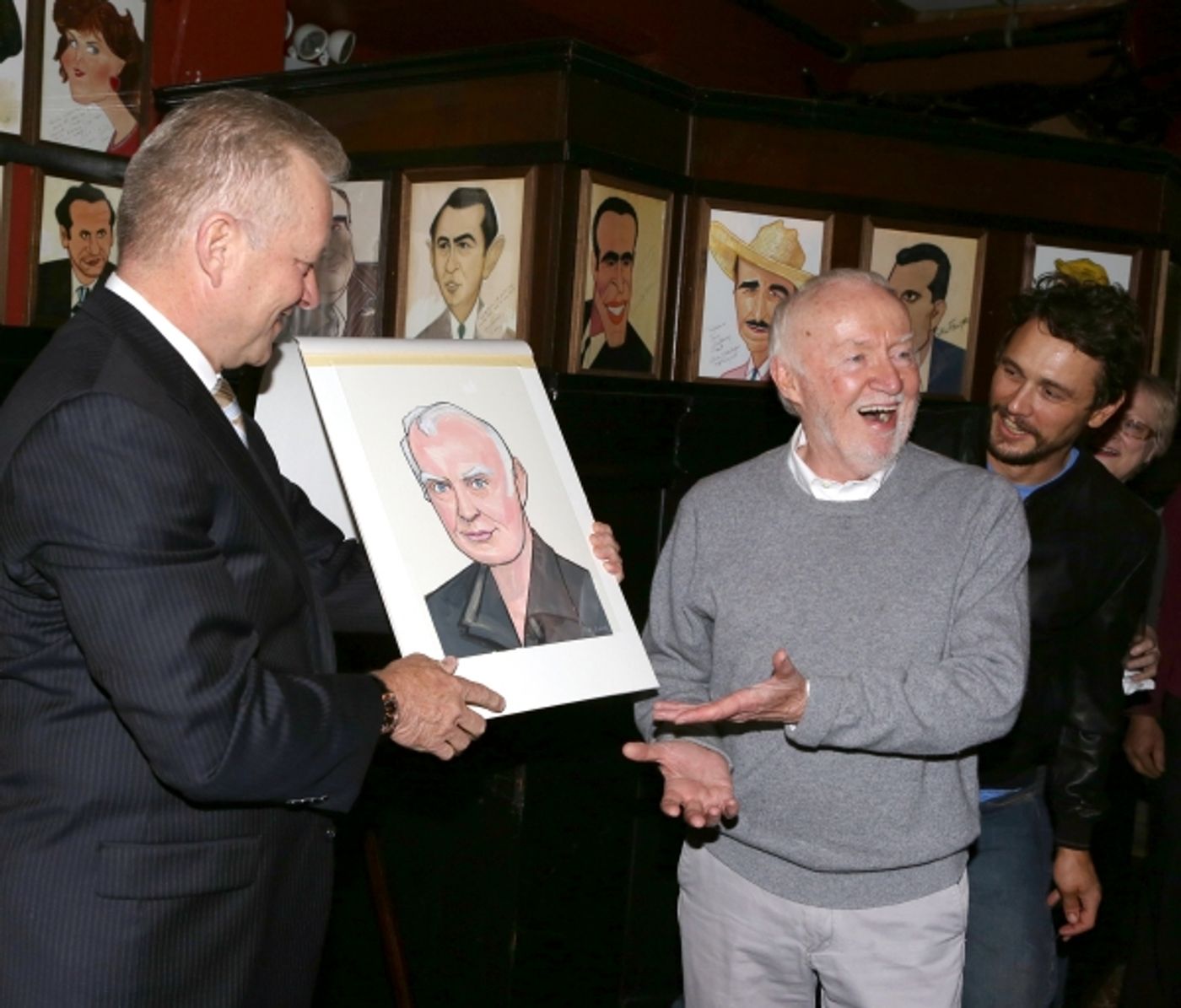 Photo Coverage: OF MICE AND MEN's James Franco, Chris O'Dowd & More Get Sardi's Caricatures  Image