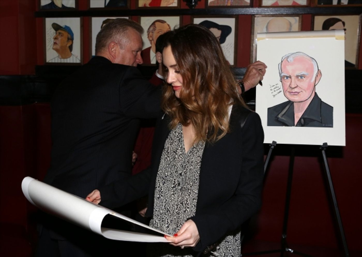 Photo Coverage: OF MICE AND MEN's James Franco, Chris O'Dowd & More Get Sardi's Caricatures  Image