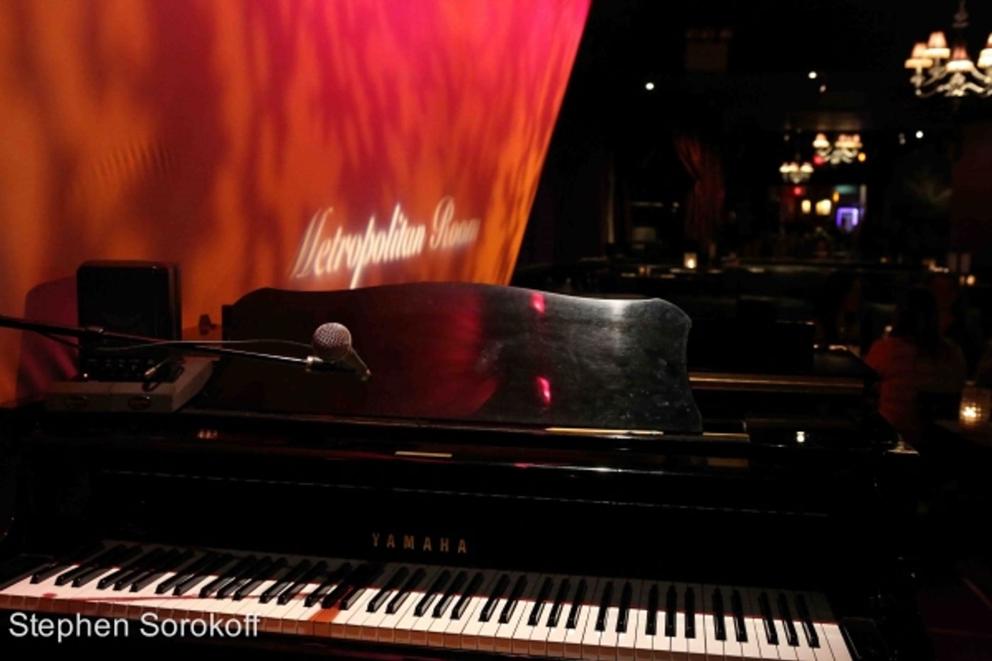 Photo Coverage: Pianist Jon Weber Plays the Metropolitan Room Photo Coverage: Pianist Jon Weber Plays the Metropolitan Room Image