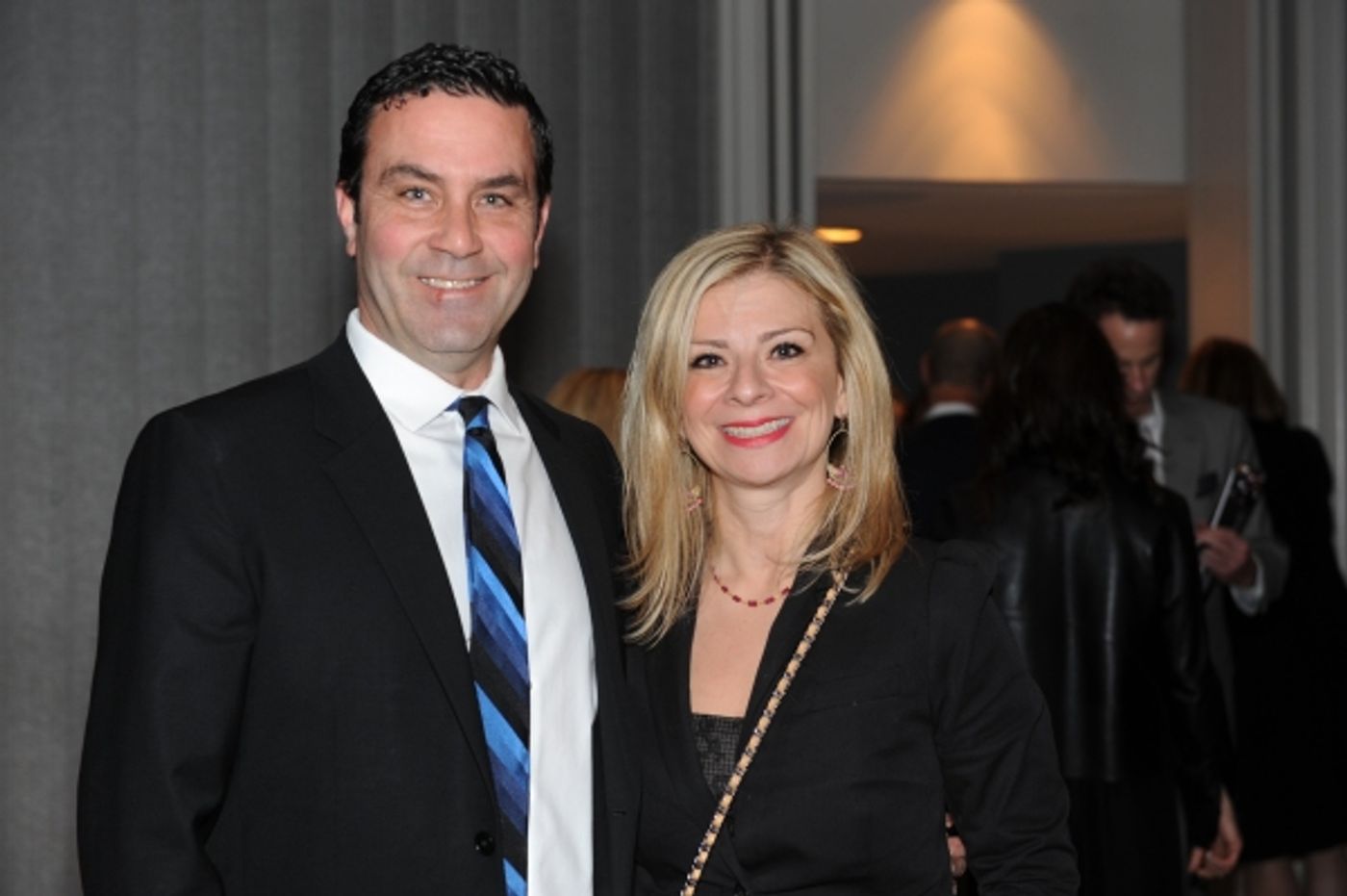 Photo Flash: Hubbard Street Dance Chicago Honors Mikhail Baryshnikov at Season 36 Spotlight Ball  Image