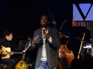 Quentin Oliver Lee Photo