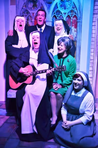 Doug Joseph, Cheryl McFarren, Ralph Scott, Meg Chamberlain, Josie Merkle and Erin Mel Photo