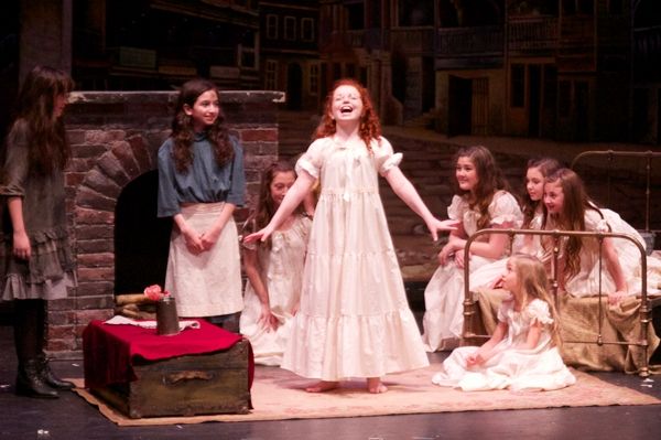 Joy Kate Lawson, Hayley Feinstein, Anna McCarthy and Company Photo