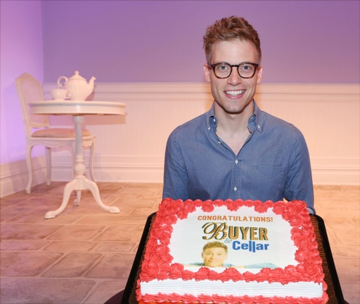 Barrett Foa  at 