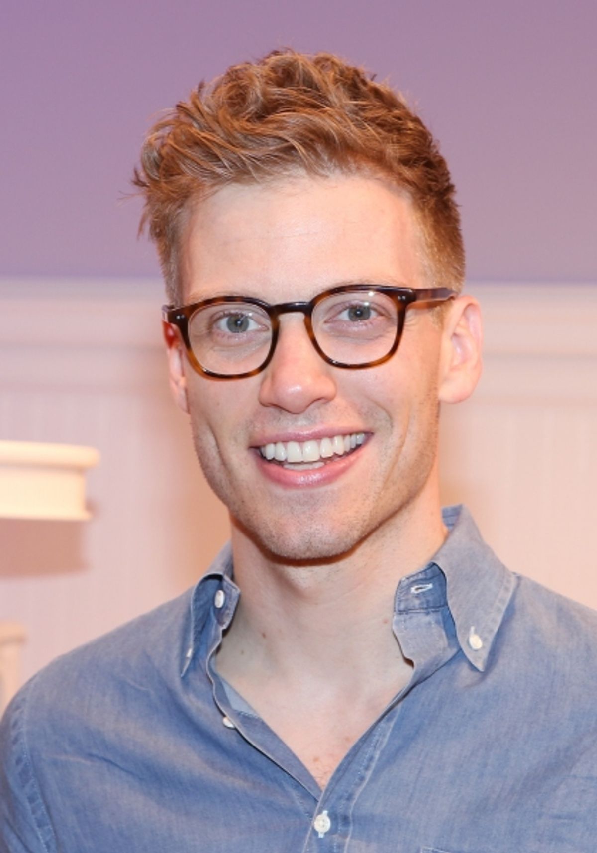 Barrett Foa  at 