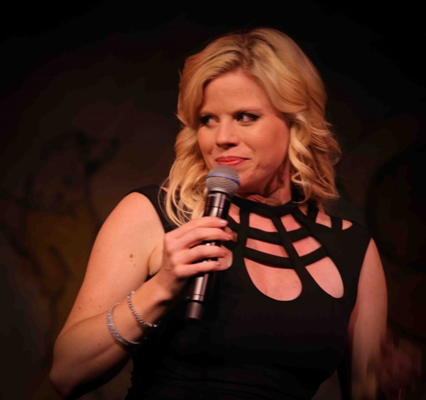 Photo Coverage: Megan Hilty Makes Cafe Carlyle Debut  Image