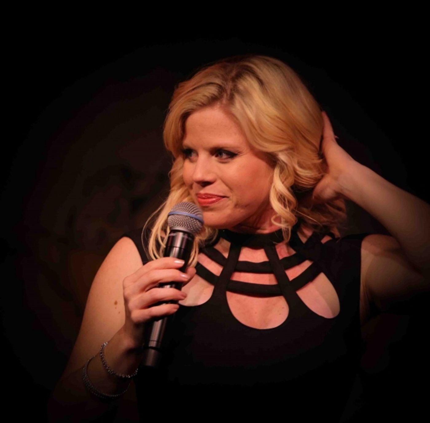 Photo Coverage: Megan Hilty Makes Cafe Carlyle Debut  Image