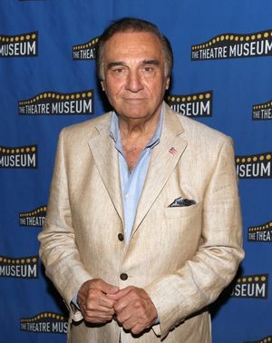 Tony Lo Bianco Photo