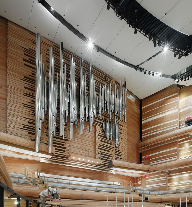 Photo Flash: Montreal Symphony Orchestra Inaugurates Pipe Organ at Maison Symphonique — photo 2 of 3